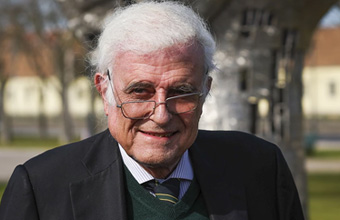 Germano de Sousa viveu o 25 de Abril entre o Hospital do Desterro e a urgência de São José - Sapo Lifestyle